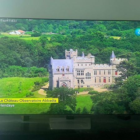 Casa Romantica En Hendaya Villa Buitenkant foto